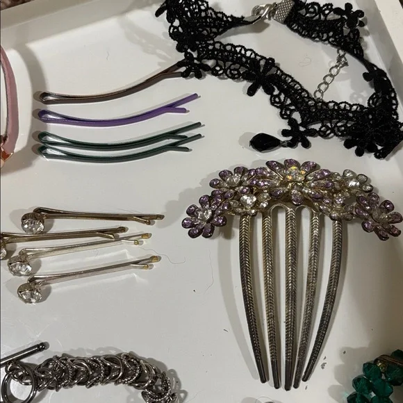 Accessories Bundle. - Picture 2 of 6